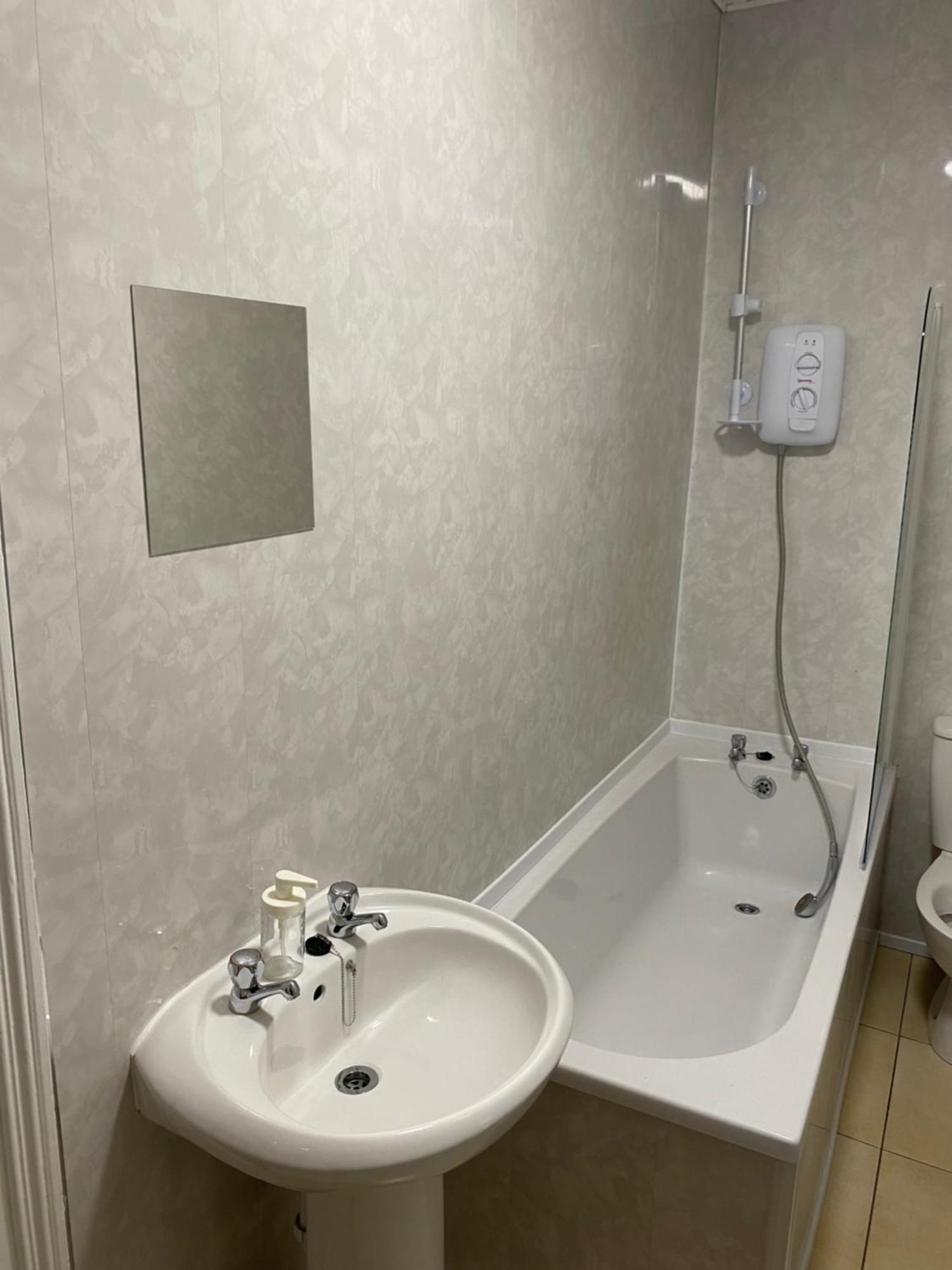 Homestay Twin - Botanic, Belfast